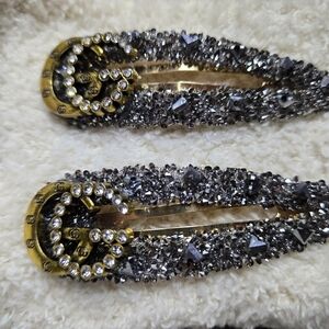 💥SOLD💥✨️FASHION BLING HAIR CLIPS